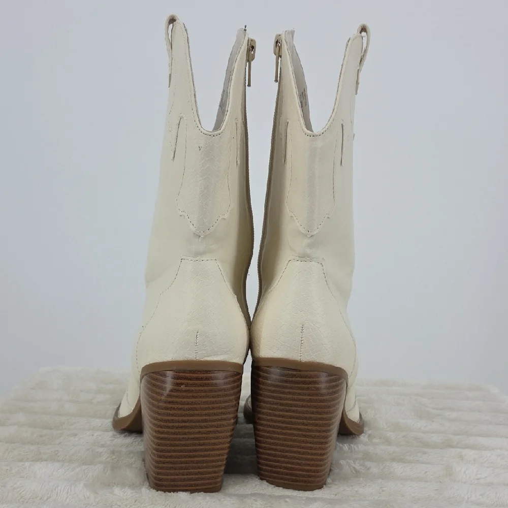 DSW Cream Western Ankle Booties